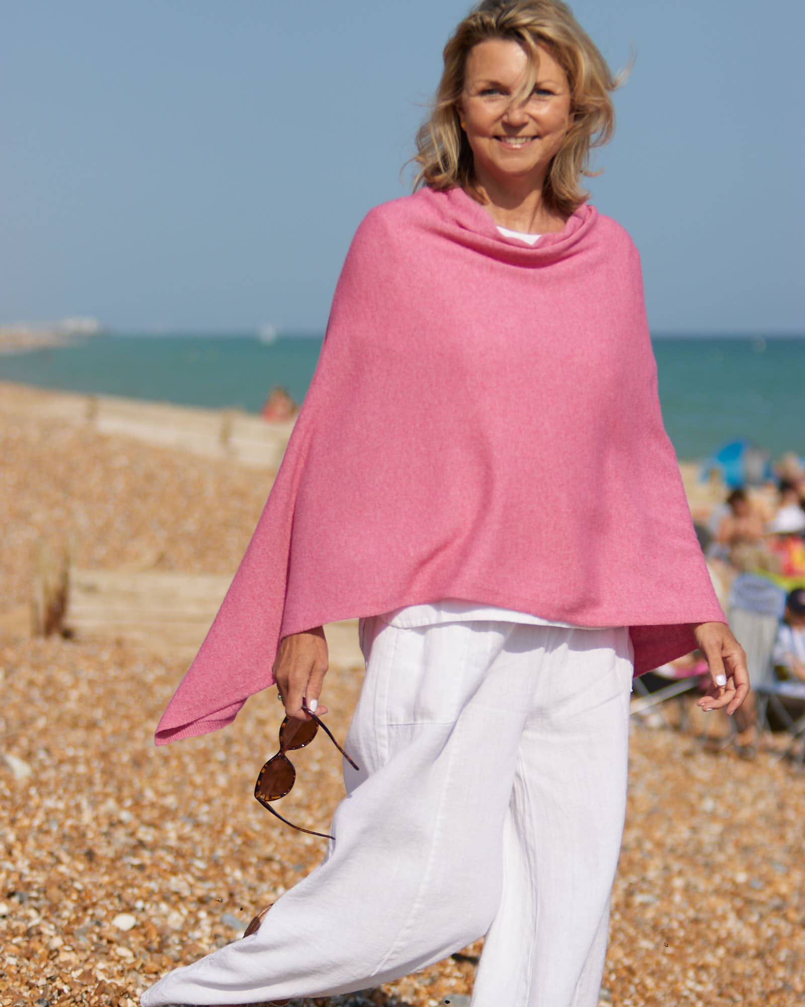 Classic Cashmere Blend Poncho: Silver