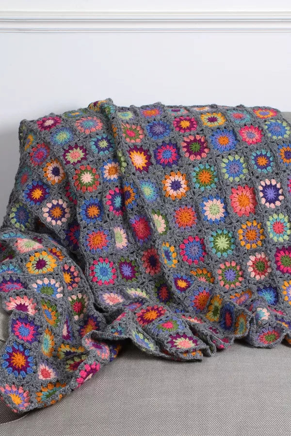 Bright Woodstock Throw