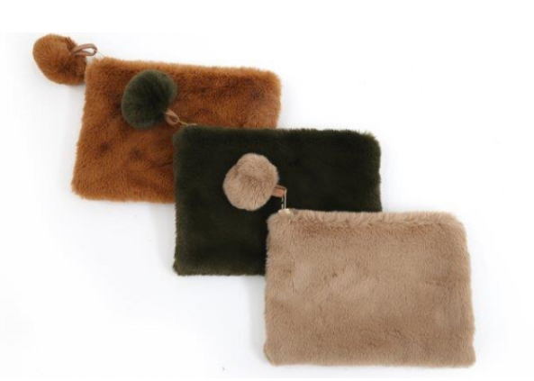 fake fur makeup bag 2